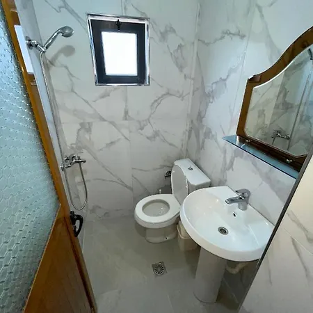 Ani Pensjonat Ksamil